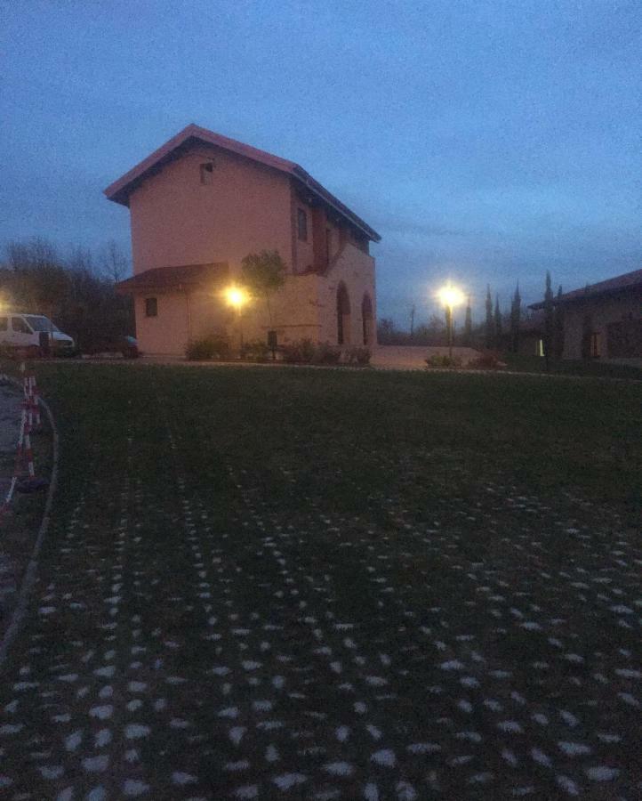 Agriturismo Montebeltrano Βίλα Poleio Εξωτερικό φωτογραφία